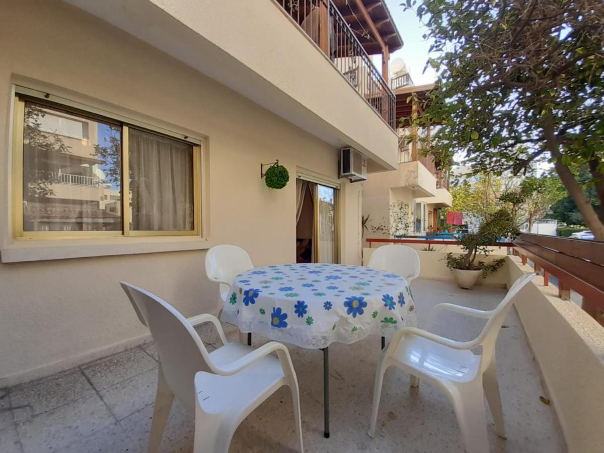 Albert'S Apartment Mackenzie 001 Larnaca Exteriér fotografie